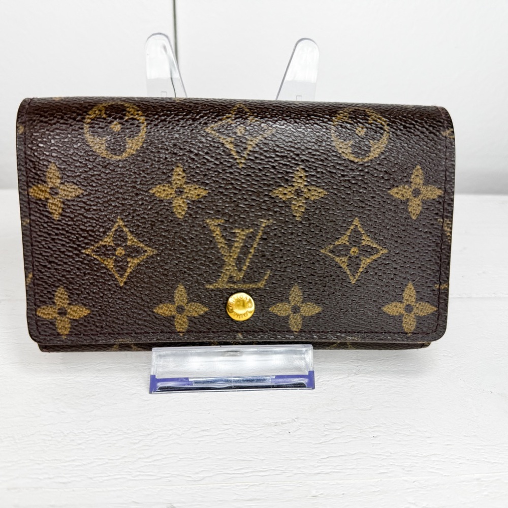 Louis Vuitton Monogram Compact Wallet Snap Coin Purse Card Holder Made in Spain